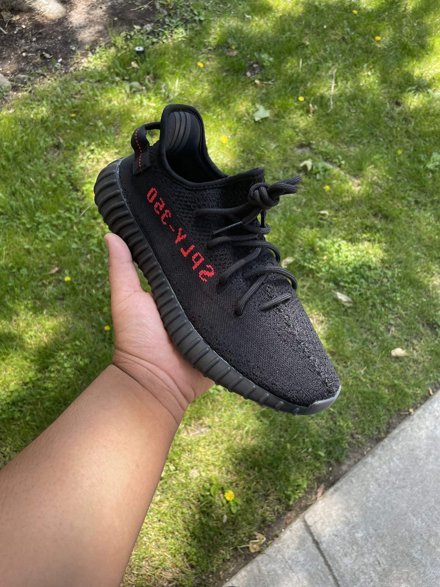 Yeezy 350 Bred Size 10M 