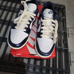 Nike Dunk Low Vintage Navy
