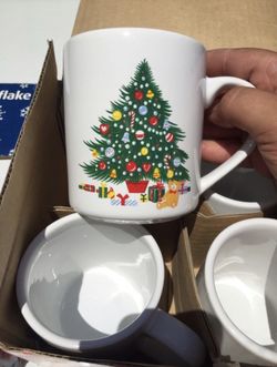 Holiday mugs