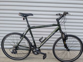 XL Ironhorse Maverick Hybrid Mountain Bike