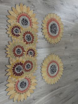 table runner and placemats -beaded sunflowers