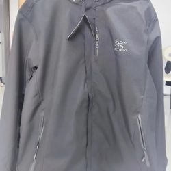 Ärctëryx Black Waterproof Jacket Large