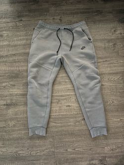 Grey Nike tech sweats size L
