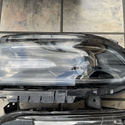 2015-2023 dodge charger Headlight Assembly 