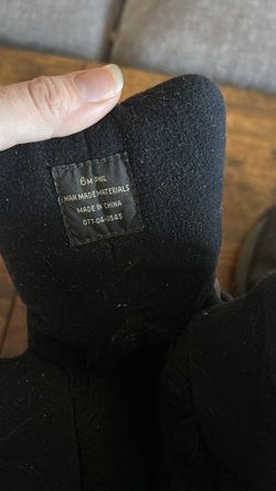 Men’s size 6 snow boots