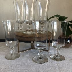 Set of 6 vintage champagne coupes. 