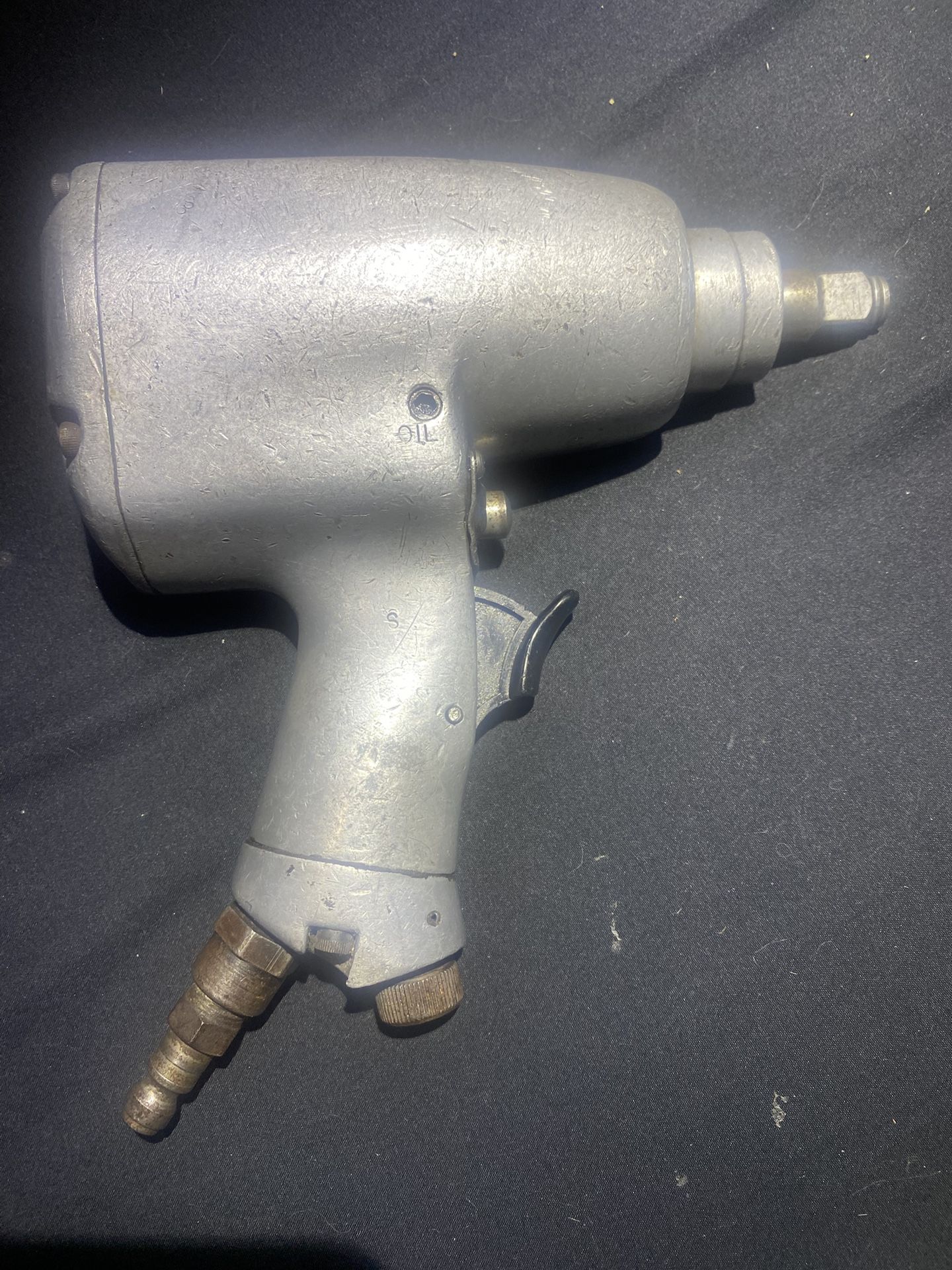 Rosacea 606 Air Impact Wrench