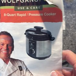 Wolf Gang Puck 8 Quart Pressure cooker