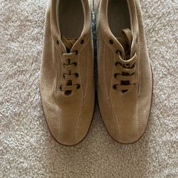 Tod’s Men’s Camel Suede Lace-Up Shoes Sz 7
