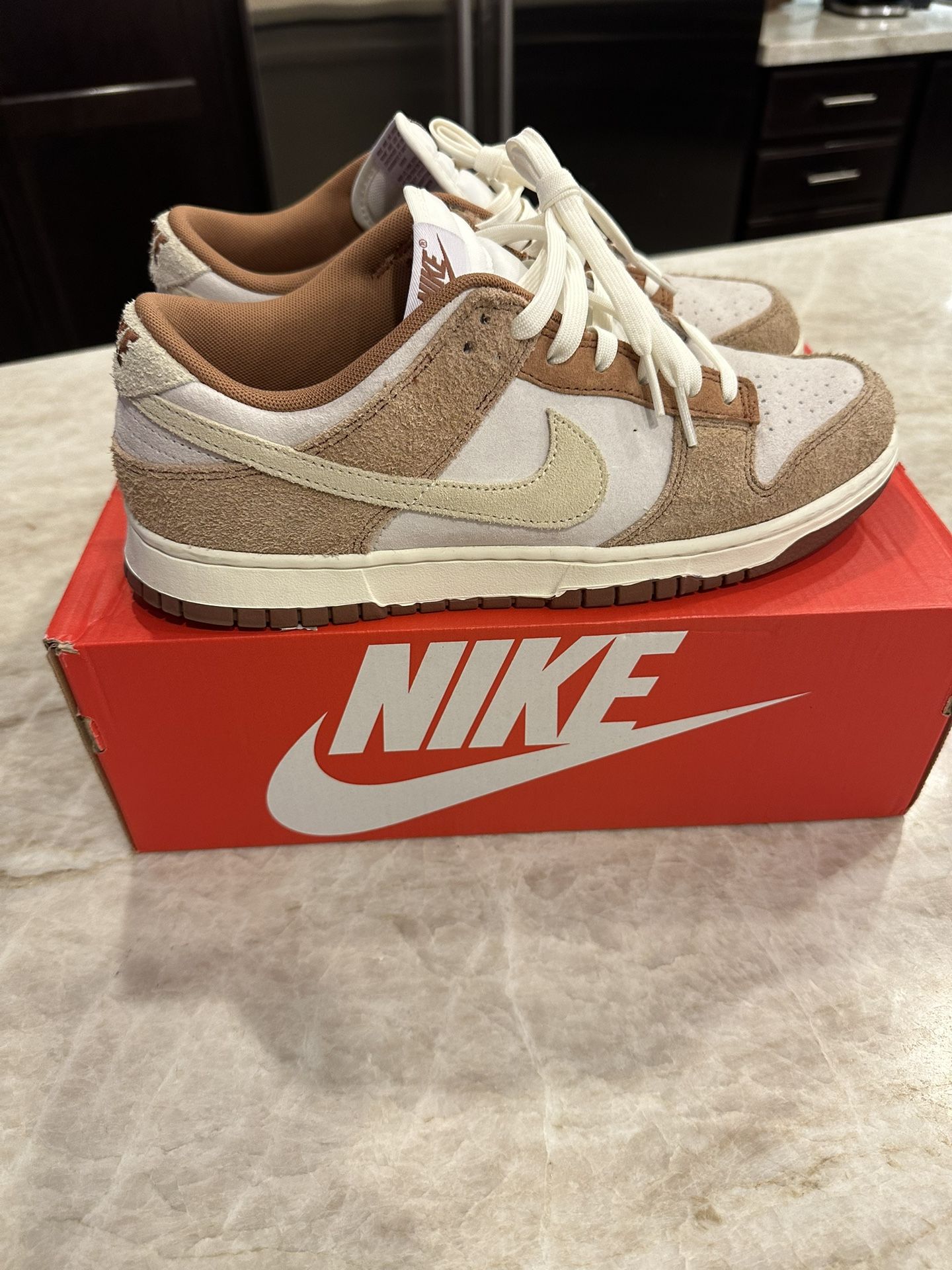 Nike Dunk Low Medium Curry Sz 10.5
