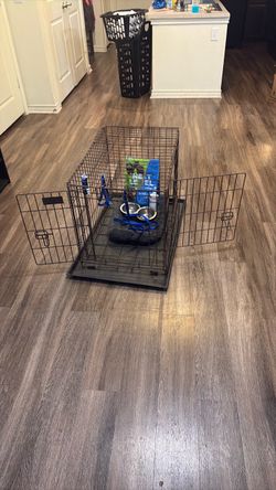 Wire Dog Crate with Tray and Accessories