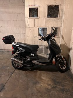 2020 Tao Tao VIP 150cc Scooter