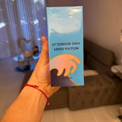 Perfumes nuevos en sus cajas 