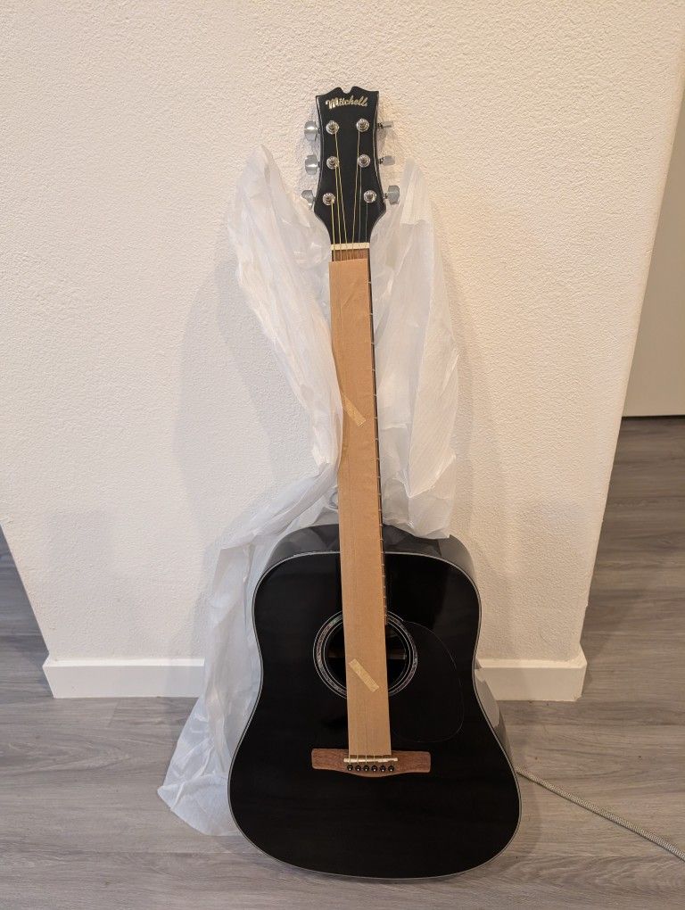 Mitchell D120 Guitar (Brand New) Black/Mahogany