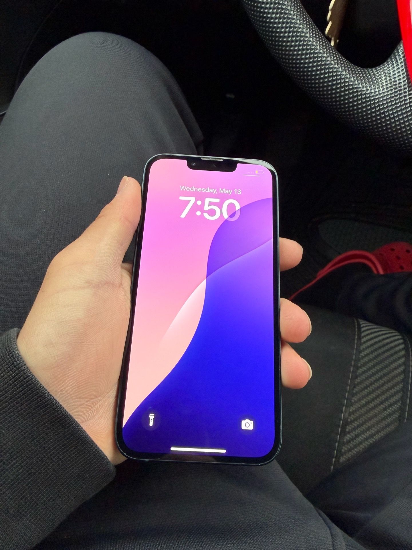 iPhone 13 128gb works with Tmoblie/metro