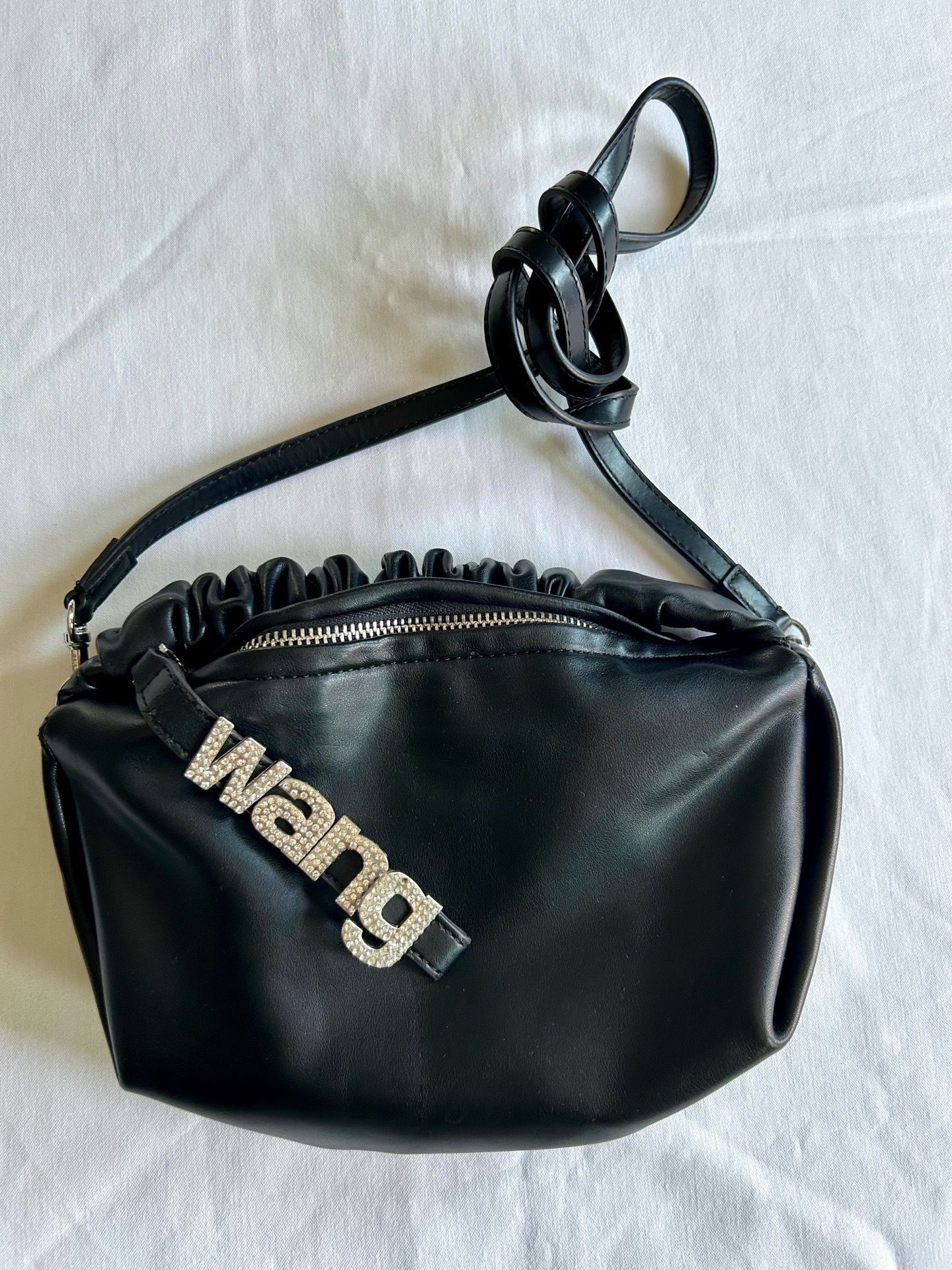 Vera Wang Black Hand Bag with Strap