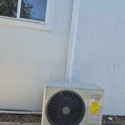 AIR CONDITIONERS COLD ❄️ HEAT🔥