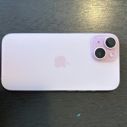 iPhone 15 Pink 