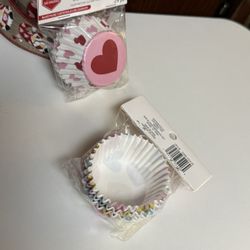 Valentine Day Heart and Striped Cupcake Baking Cups