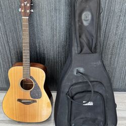Yamaha FG700S Folk Acoustic Right-Handed Guitar 