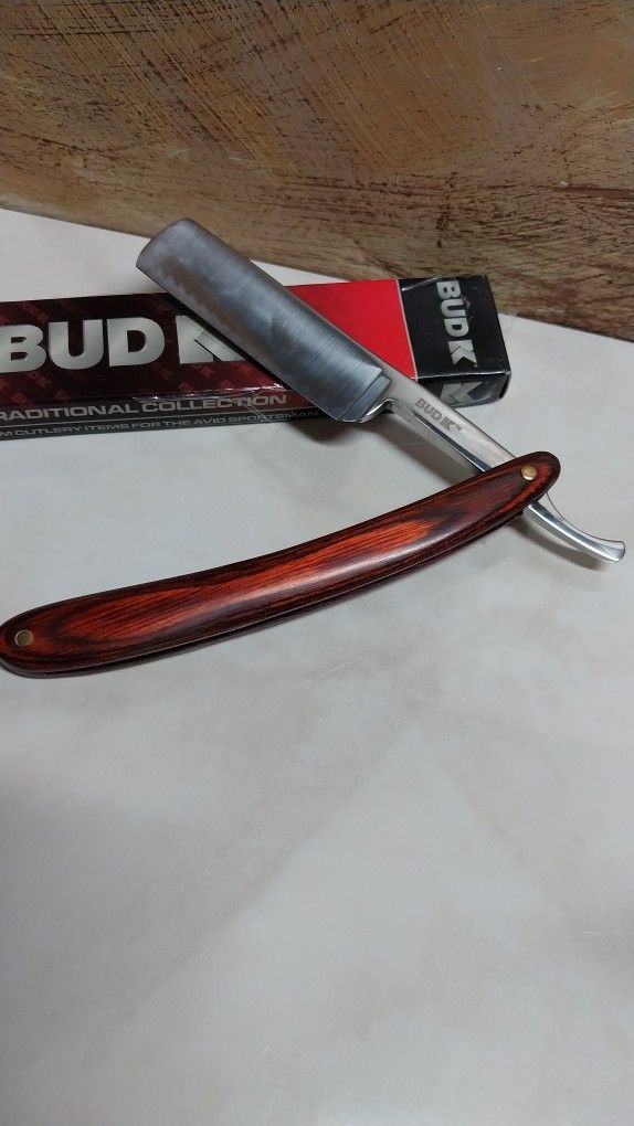 Plastic Wooden Look Straight Razor