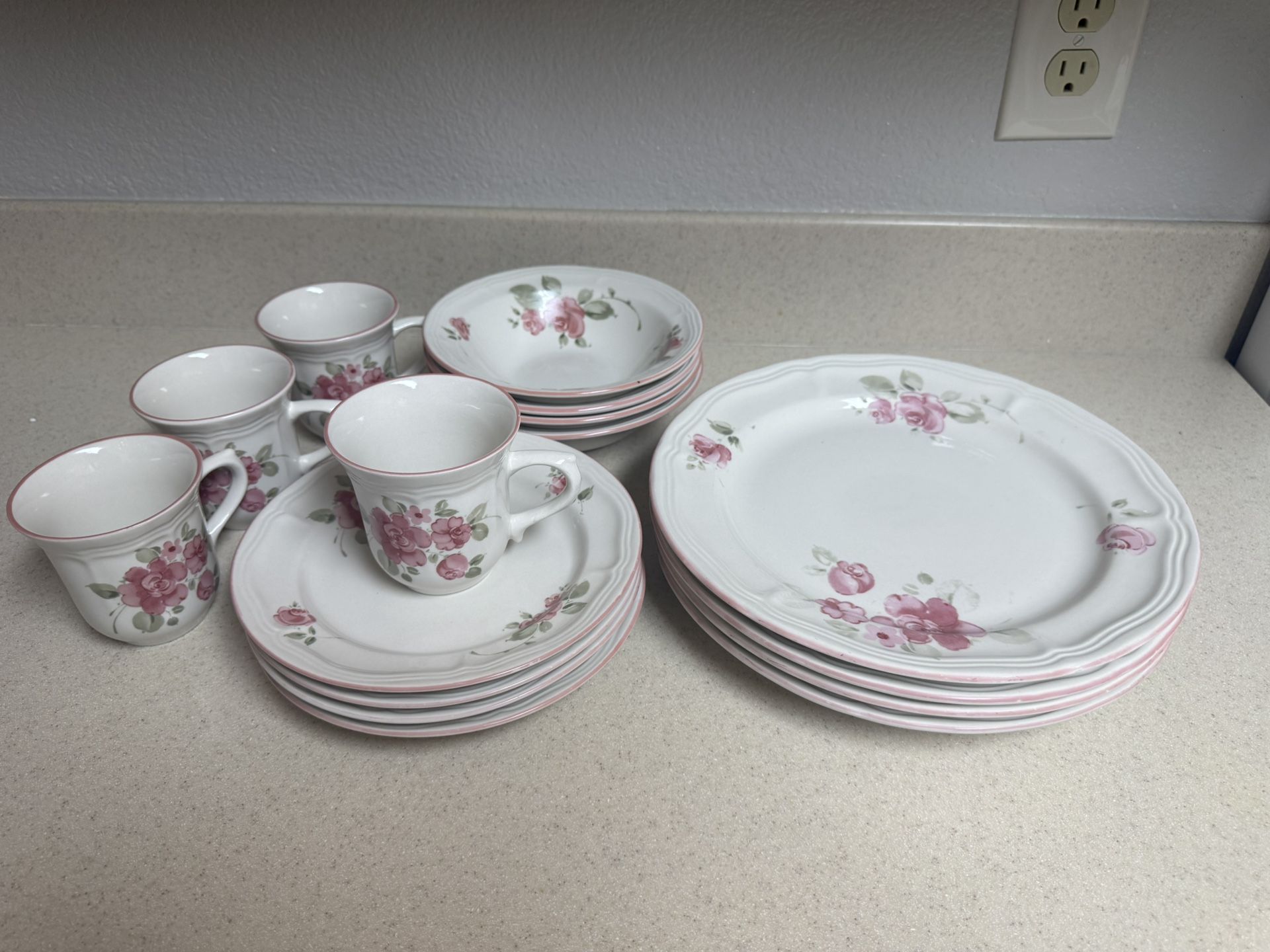 Vintage Gibson Roseland Pink Roses China Dishware - Setting For 4