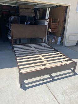 Queen size bed