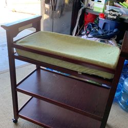 Graco changing table