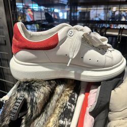 Alexander Mcqueen 