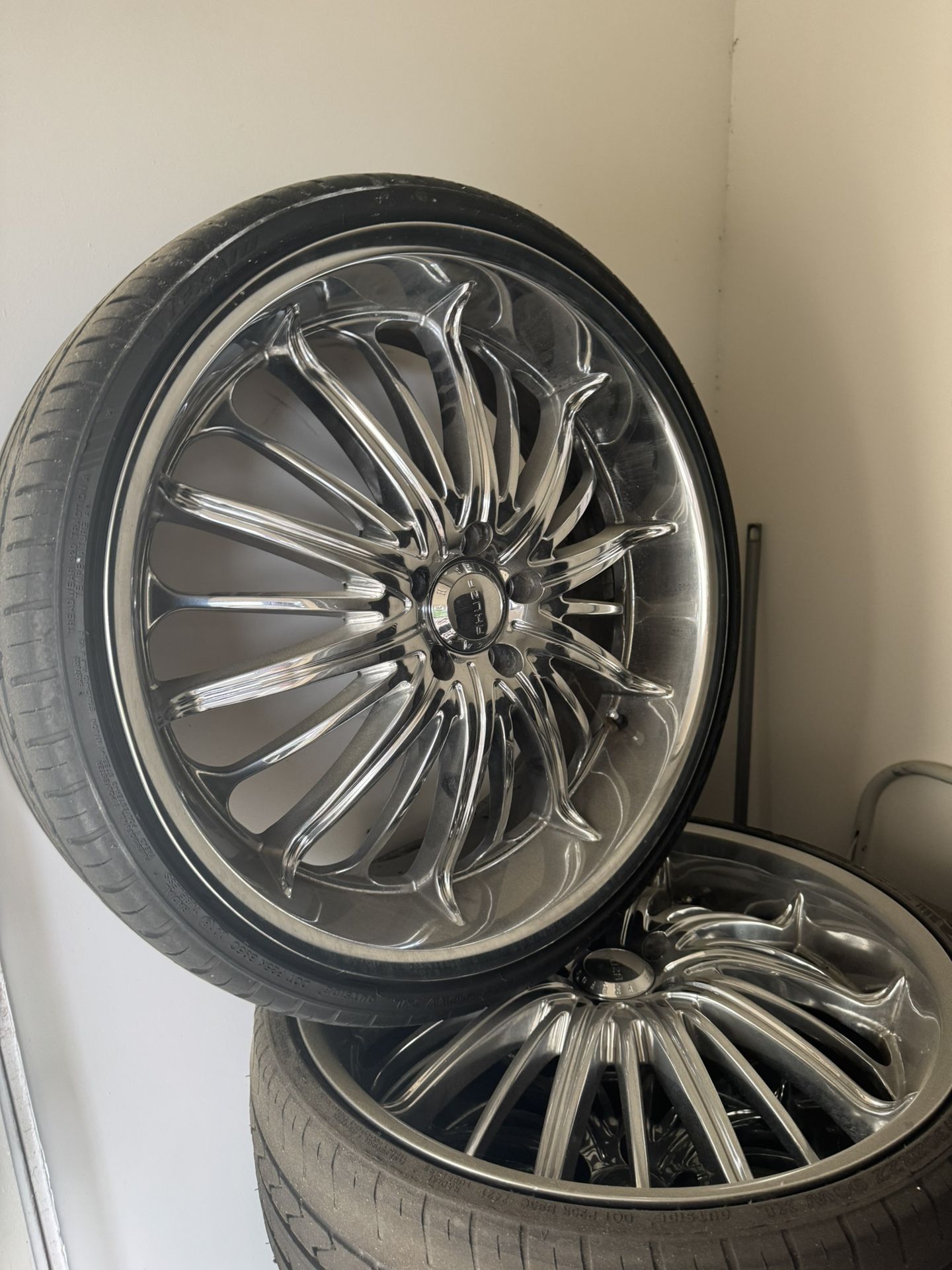 22 Inch Rim 5 Lugs Came Off G35 Infiniti