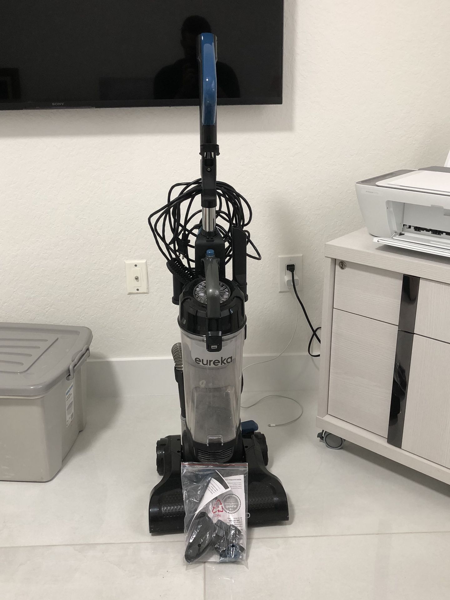 Vacuum Cleaner Eureka NEU 180 Series