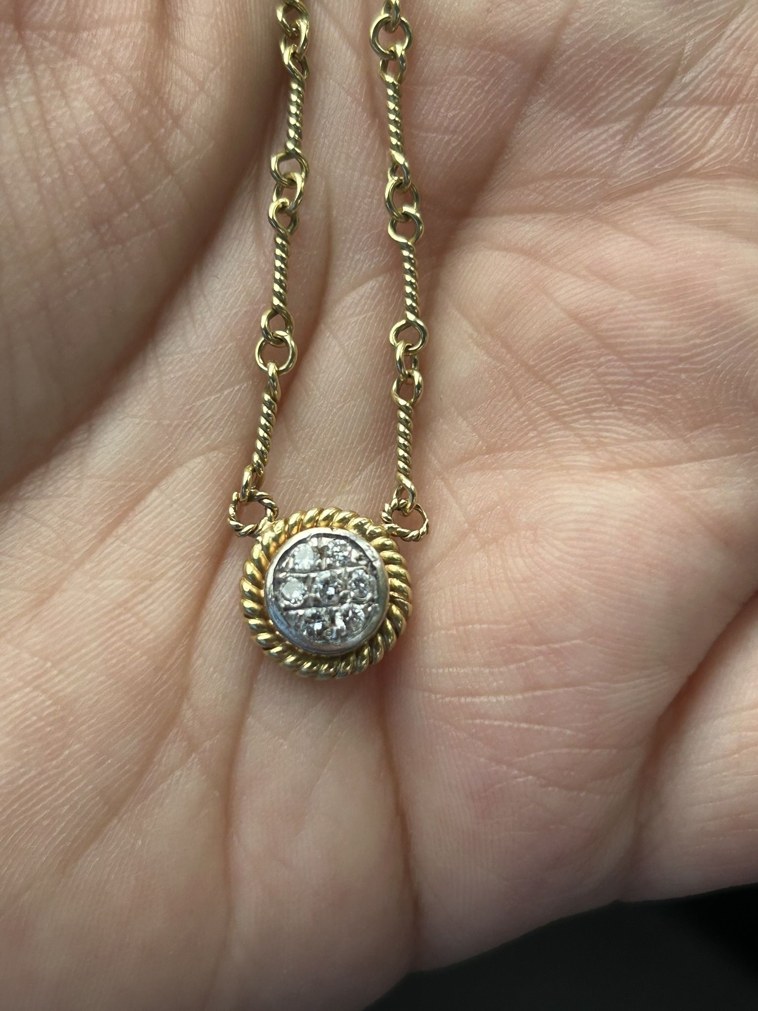 18k Diamond Pendant Necklace