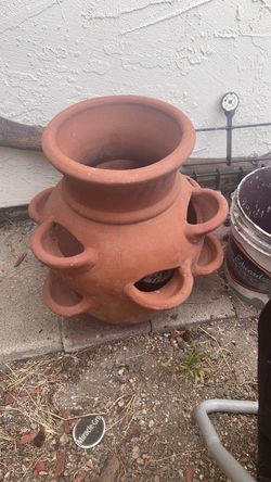 Clay terracotta strawberry pot