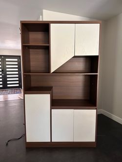 Modern Bookcase with Cabinet Doors