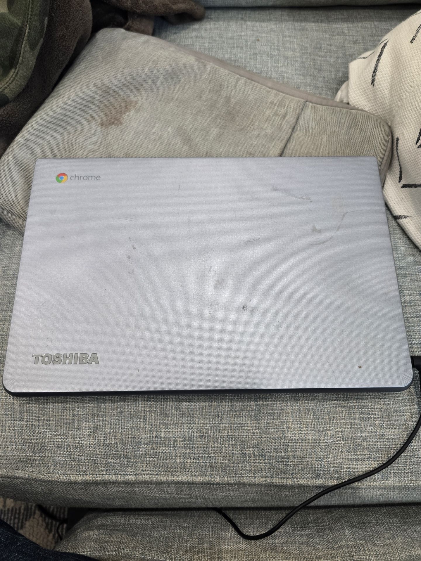 Toshiba cb35-c3350 chromeobook 2 Laptop
