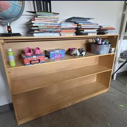 Shelves/bookcase/ Lakeshore 
