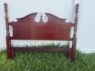 Cherry Wood Traditional Headboard with Turned Posts