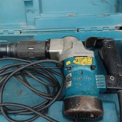 Makita HM 0810B