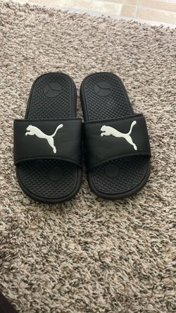 Puma Boys Slides Size 3