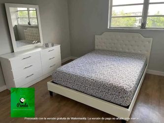 Camas y colchones con box spring en liquidación Full,Queen y King