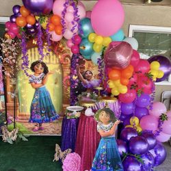 Encanto Backdrop Setup
