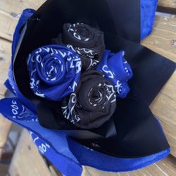 Bandana Roses Bouquets And Vases