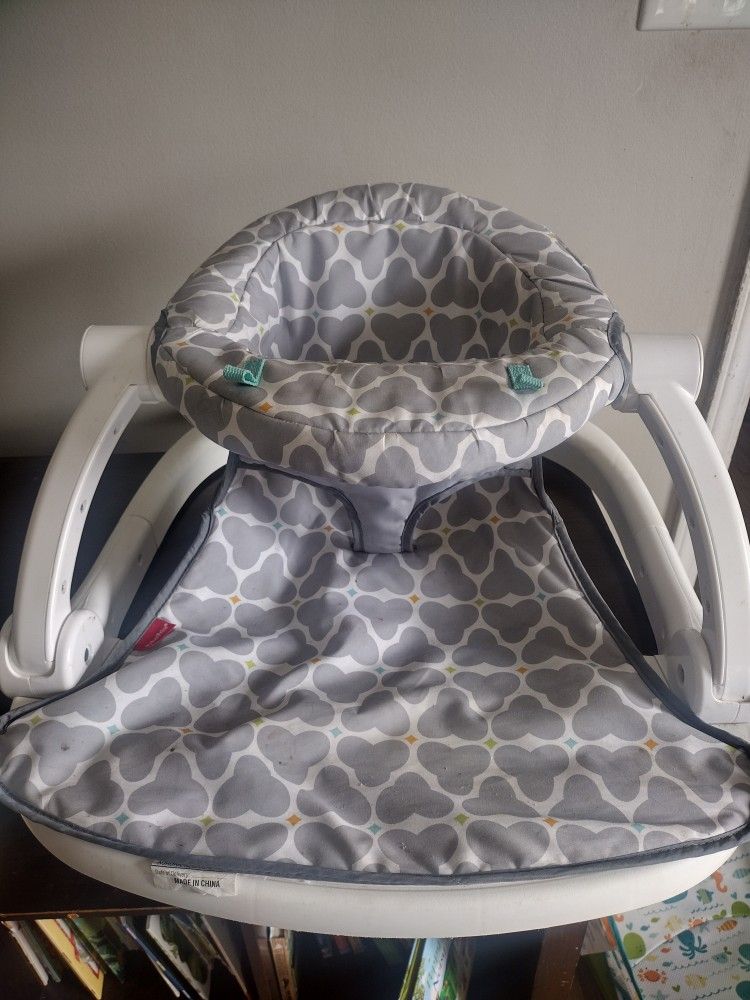 Baby Sit-me-up Chair