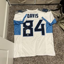 Cory Davis signed Titans jersey 