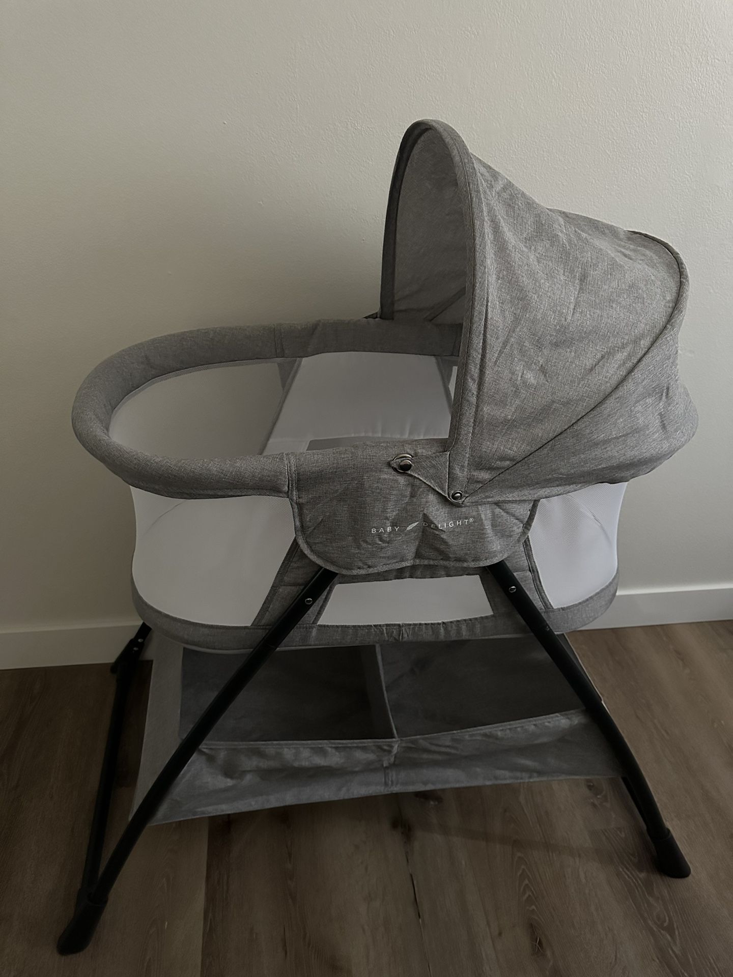 Baby Delight Beside Me Doze Deluxe Beside Bassinet