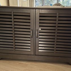 Gorgeous Media Console