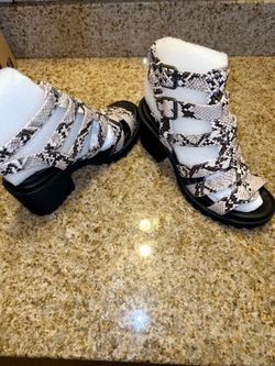 Snaked printed heel