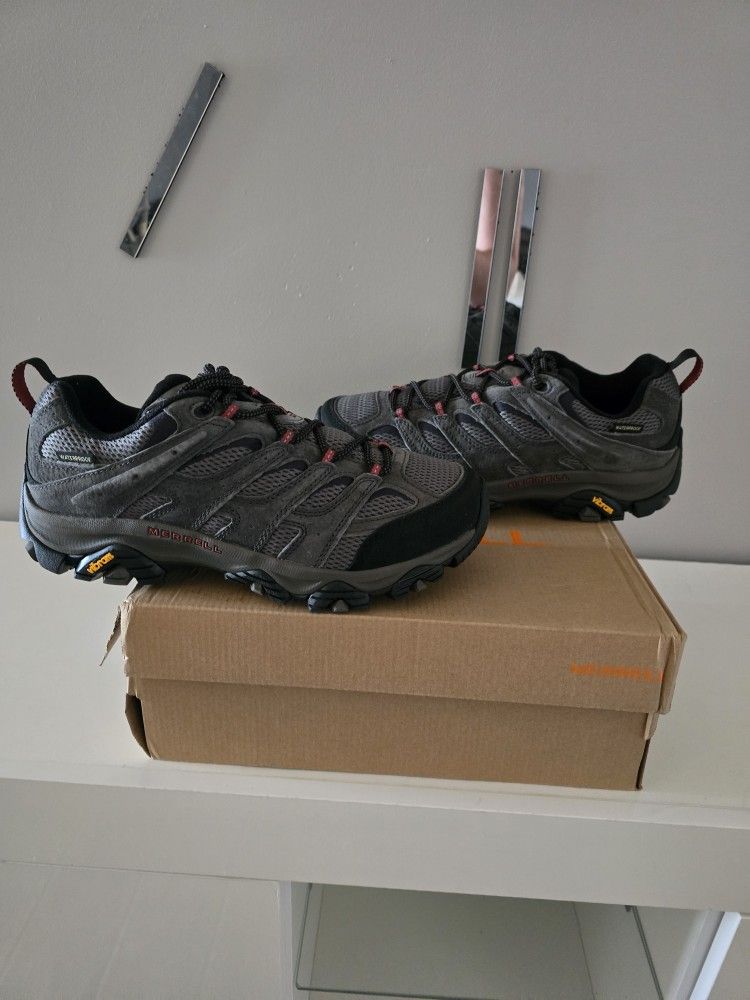 Merrell Moab 3 Waterproof Hiking Shoe Size 9.5W/8M