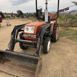 Diesel Tractor 4x4 