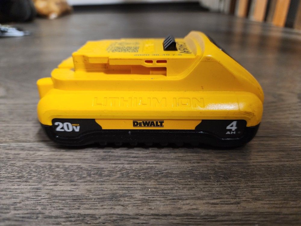 Dewalt 20v 4ah Low Profile Battary